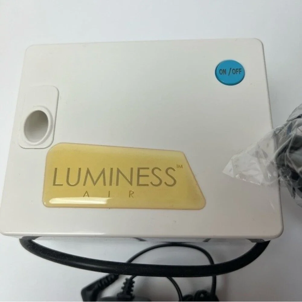 Luminess Air Airbrush Compressor System BC-100 Sprayer with Travel Case